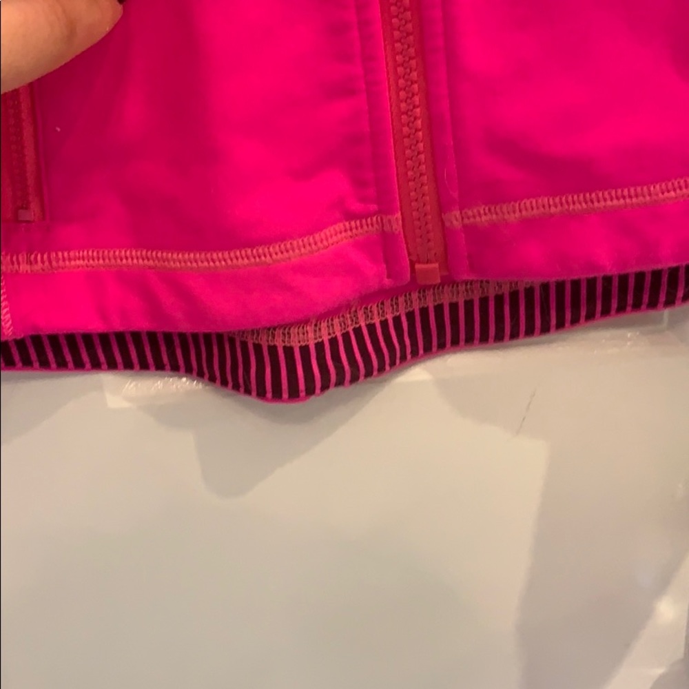 Lululemon Jacket - Picture 3 of 4